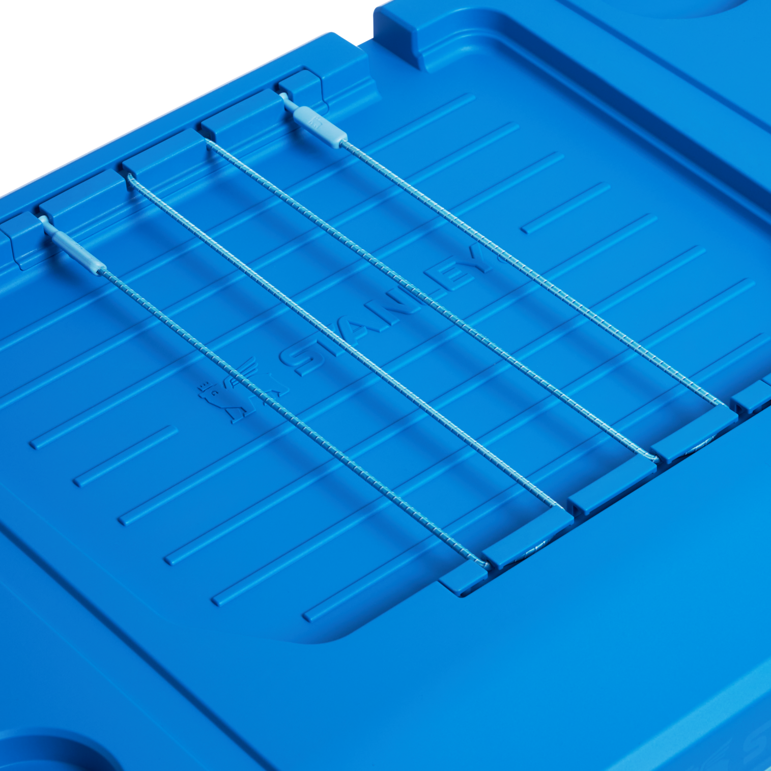Web_PNG_Square-TheCold-For-DaysOutdoorCooler50QT-Azure-LidDetail.png