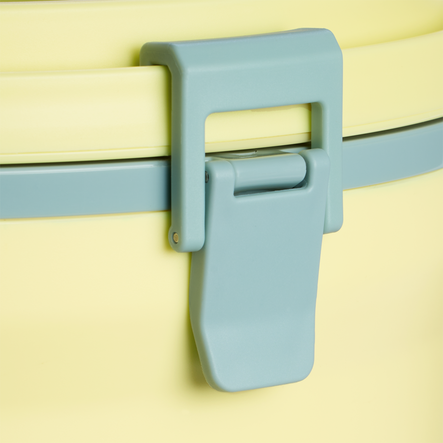 Web_PNG_Square-TheFast-FlowWaterJug2GAL-Pomelo-Closeup.png